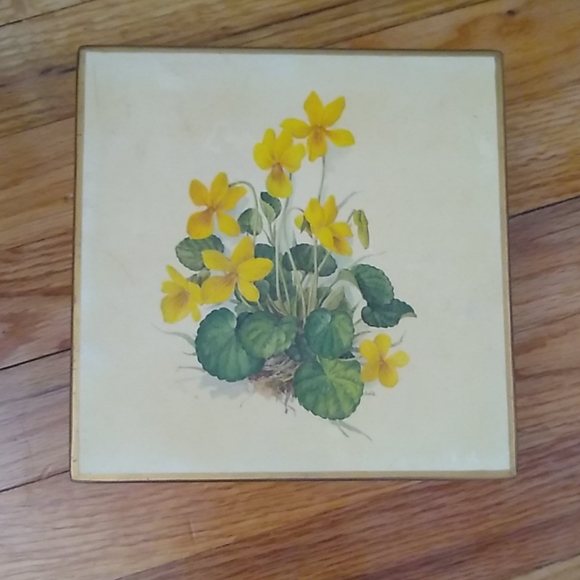 Vintage Other - Vintage Mottahedeh wood flower box